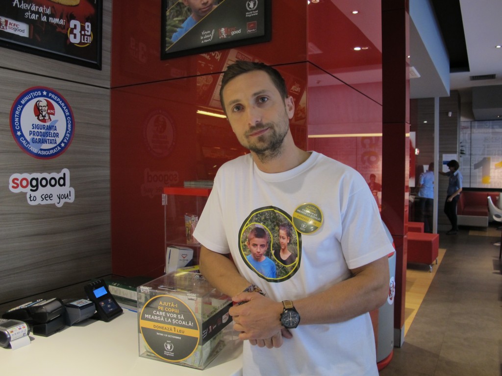 Dani Otil ne-a ajutat sa strangem donatii in restaurantul KFC Dorobanti.